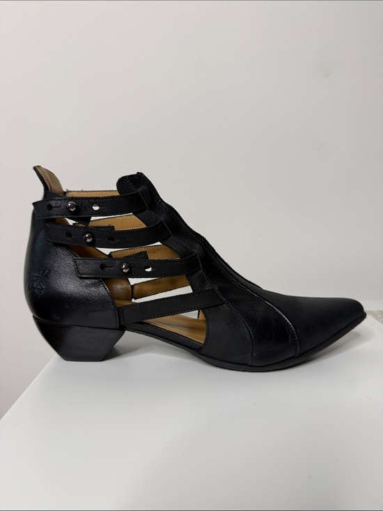 John Fluevog Shoes - John Fluevog Bekke Black Leather Studded Cutout Ankle Boots 6.5